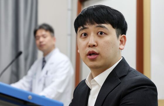 새 전공의 대표, 박주민 면담…"사태 해결 실무 대화 이어가기로 합의"