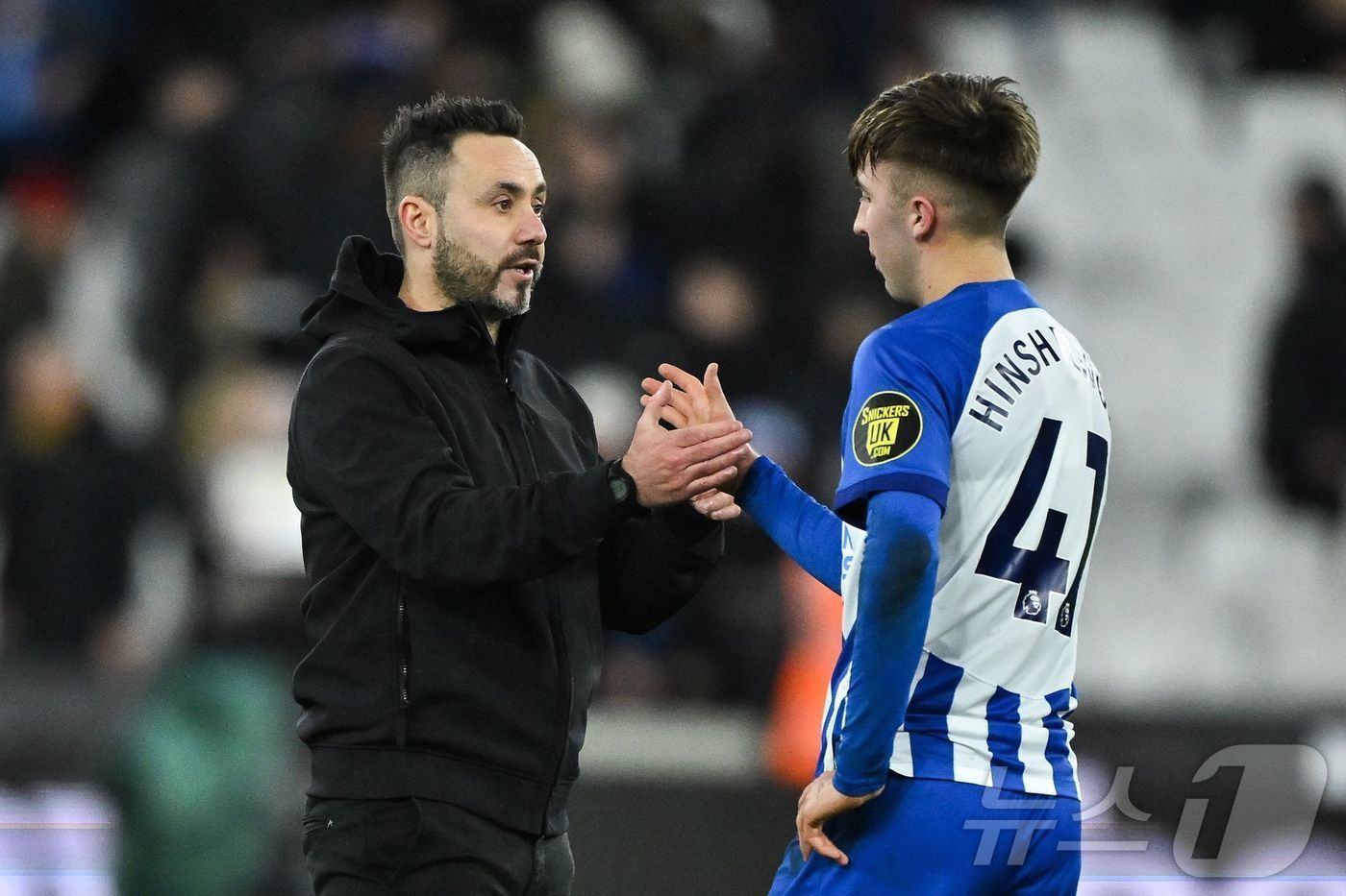 본문 이미지 - 브라이튼과 결별하는 데제르비 감독. ⓒ AFP=뉴스1