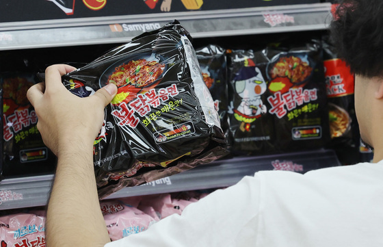 [단독]삼양식품, 스페인 첫 유통 파트너 선정…"유럽 공략 가속"