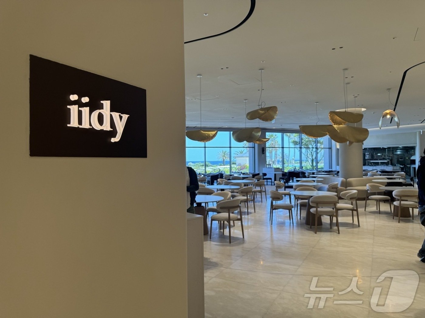 본문 이미지 - 해비치 리조트 제주의 올데이 이탈리안 레스토랑 '이디'. ⓒ 뉴스1 김형준 기자