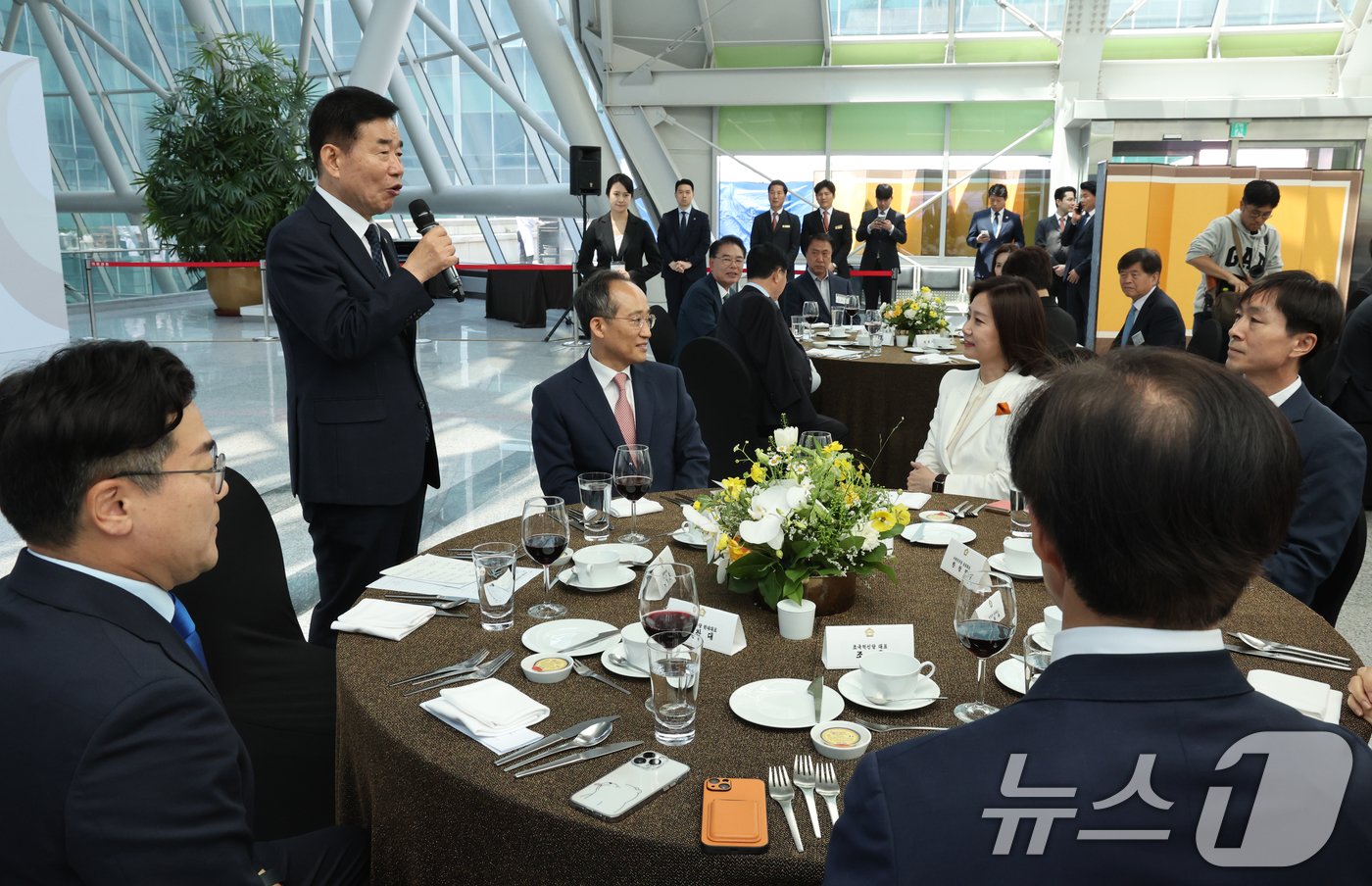 김진표 국회의장이 21일 서울 여의도 국회 의원회관에서 열린 제22대 국회 초선의원을 위한 오찬에서 인사말을 하고 있다. 2024.5.21/뉴스1 ⓒ News1 송원영 기자