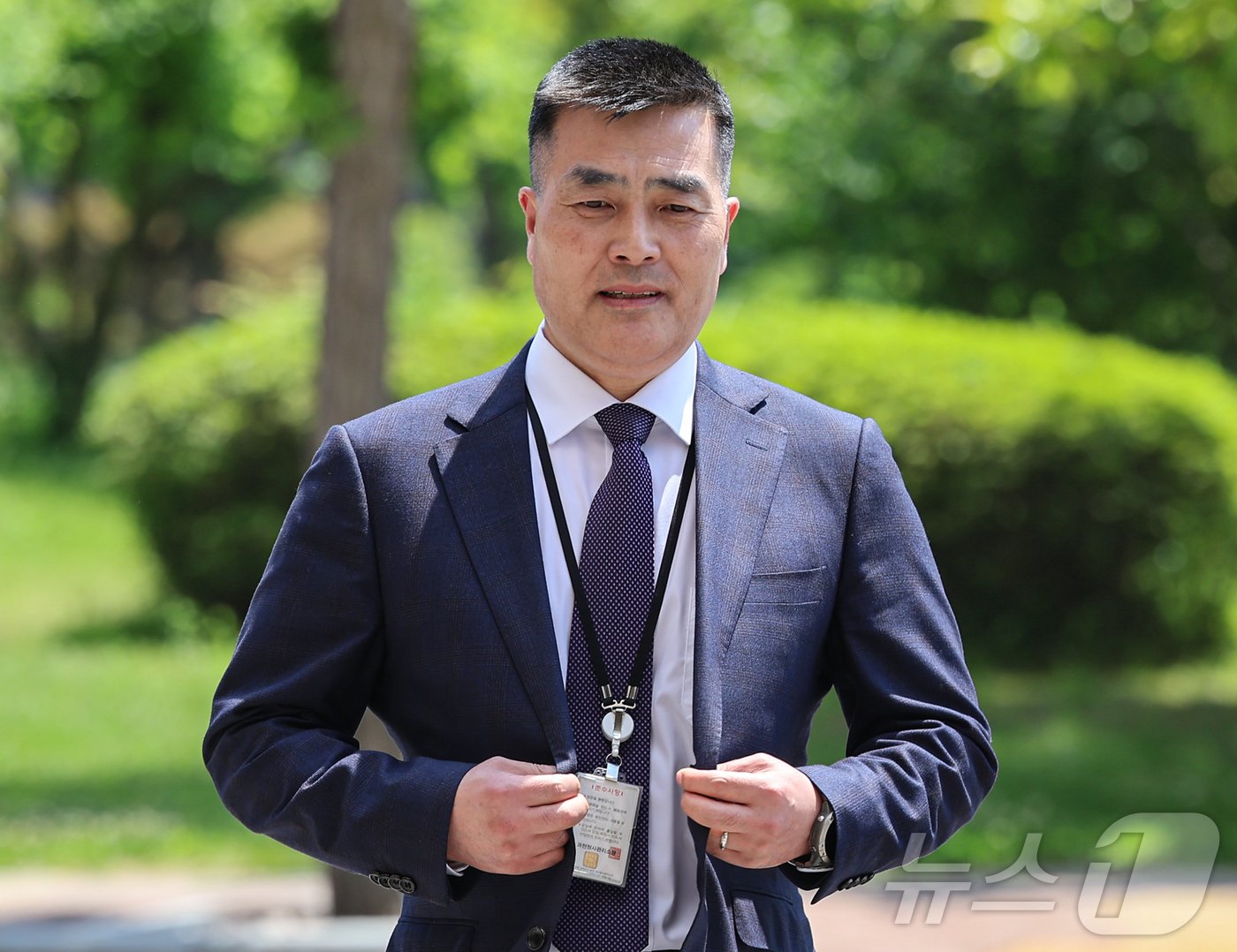 본문 이미지 - 박정훈 전 해병대 수사단장(대령)이 21일 경기 과천시 정부과천청사 고위공직자범죄수사처에 채상병 사건 수사 관련 조사를 받기 위해 출석하고 있다. 2024.5.21/뉴스1 ⓒ News1 김도우 기자