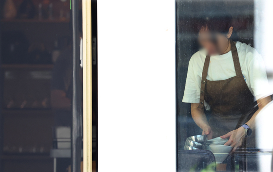 인구감소지역 소상공인, 외국인 고용 문턱 낮춘다…"구인난 해소 기대"