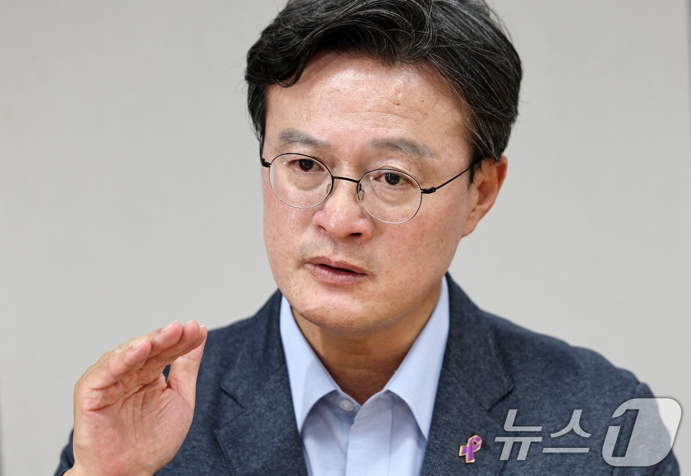 본문 이미지 - 채현일 더불어민주당 당선인이 21일 서울 영등포구 사무실에서 뉴스1과 인터뷰하고 있다. 2024.5.21/뉴스1 ⓒ News1 구윤성 기자