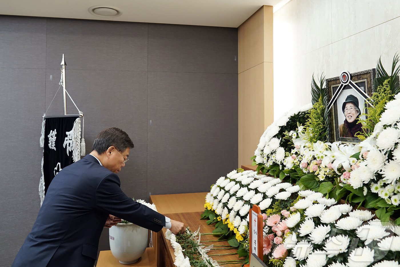 평생 모은 돈 12억원을 기부하고 지난 19일 별세한 홍계향 할머니의 생전 모습.&#40;성남시 제공&#41;/