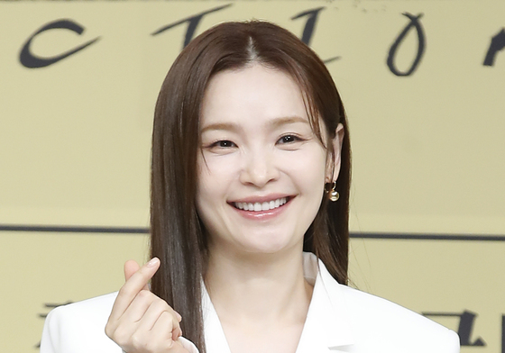 전미도, 8년 만의 연극 컴백…8월, 안톤 체호프 '갈매기'로 무대 선다