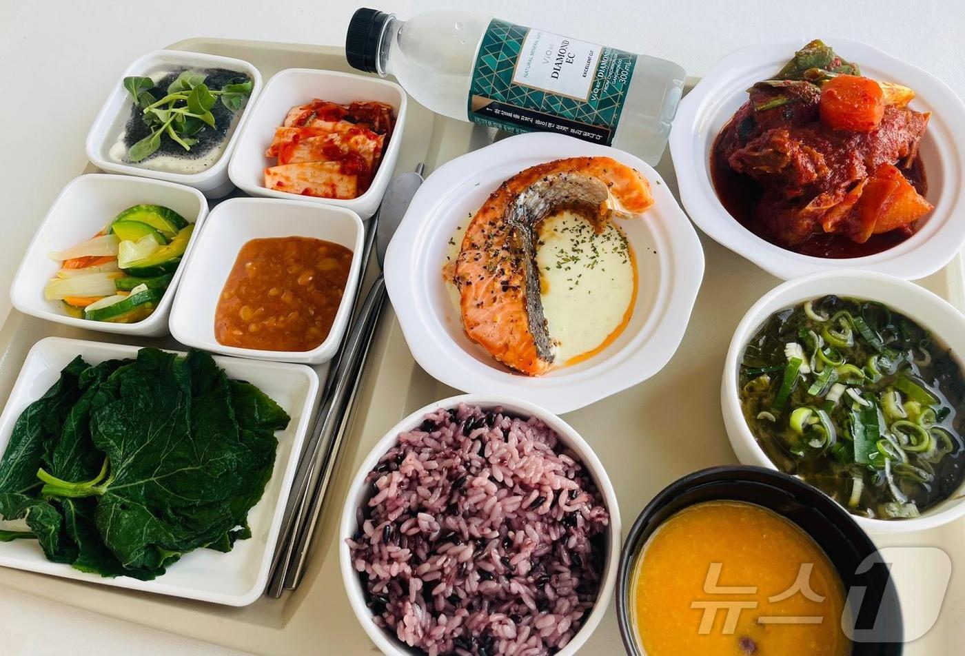 본문 이미지 - 강원 원주성지병원 암케어전담병동 식단 자료사진. (성지병원 제공) 2024.5.25/뉴스1