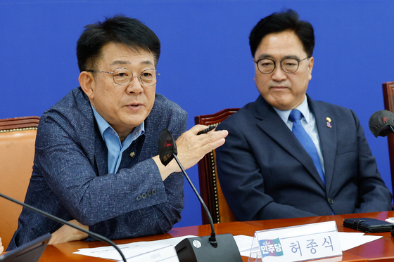 [단독]국세는 내렸는데…사회보험료 카드수수료 '9년째' 제자리
