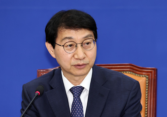 국민연금공단 이사장에 김성주 전 의원…15일 임명