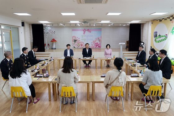 이상민 장관, 어린이 보호구역 안전 점검 간담회
