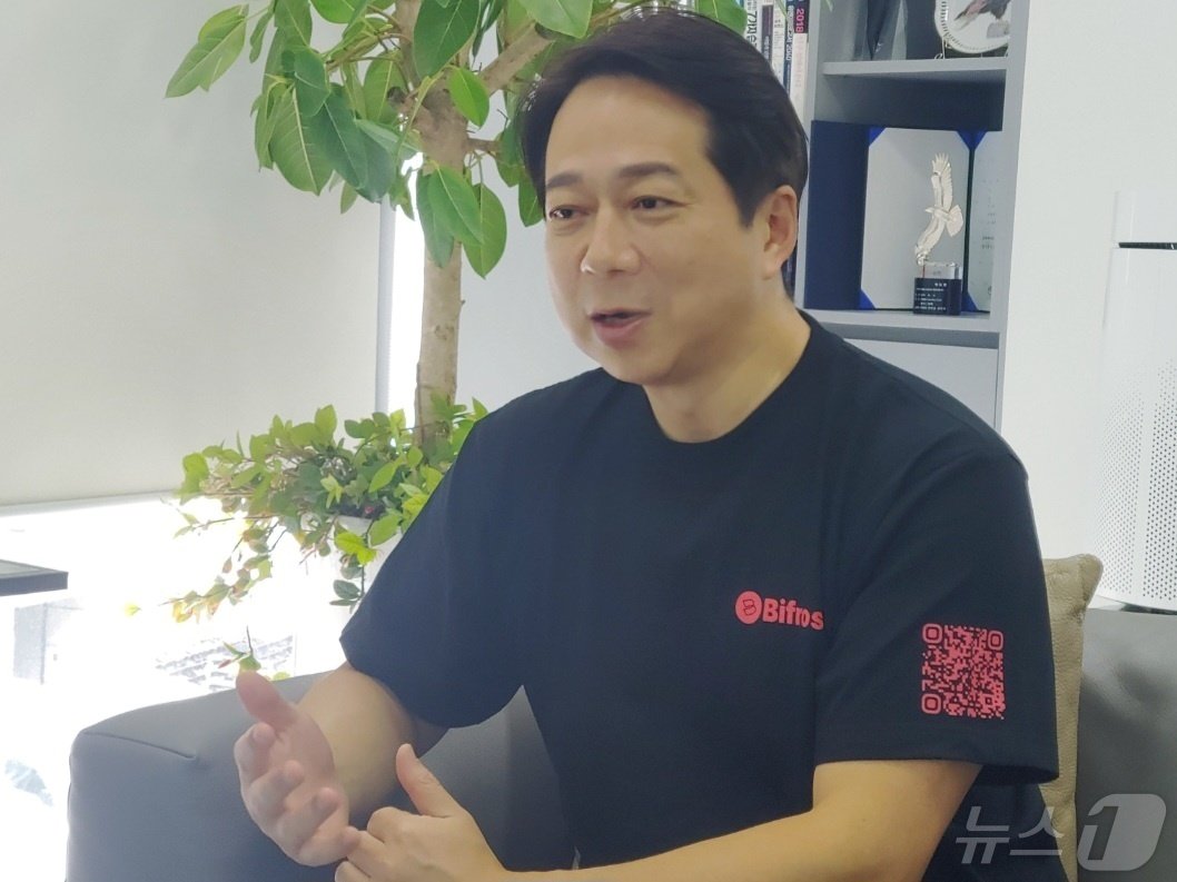 본문 이미지 - 박도현 파이랩테크놀로지(바이프로스트) 대표가 <뉴스1>과 인터뷰하고 있다.