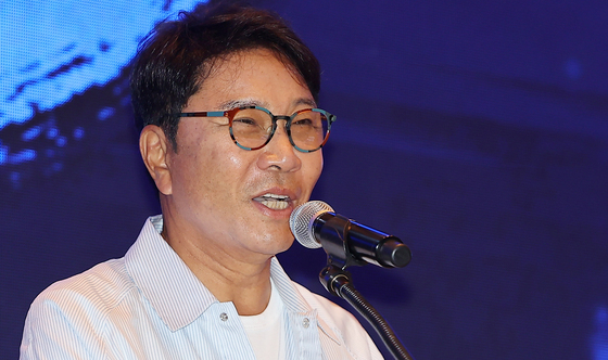 '경업금지 풀린' 이수만, 국내 활동 본격화…A2O 공개오디션 진행