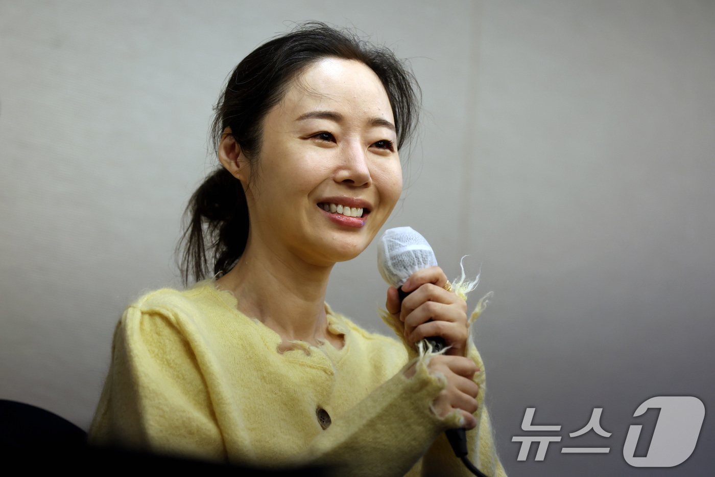 본문 이미지 - 민희진 어도어 대표가 31일 오후 서울 중구 프레스센터에서 어도어 임시주주총회 관련 기자회견을 하고 있다. (공동취재) 2024.5.31/뉴스1 ⓒ News1 이재명 기자