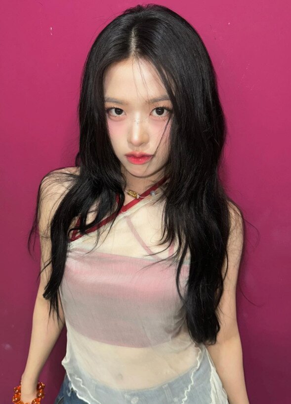 본문 이미지 - 안유진