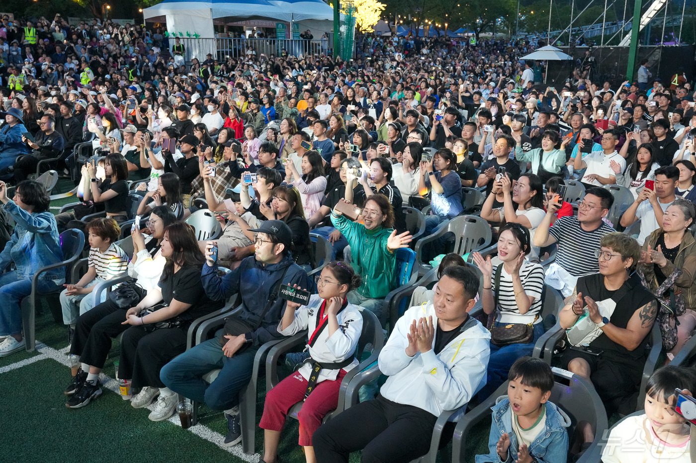 2024 청춘양구 곰취축제 &#39;청춘양구콘서트&#39;.&#40;양구군 제공&#41;/뉴스1