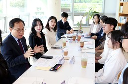 김승호 인사처장, 지역인재 7급 수습직원 간담회