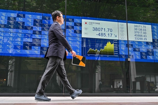 애플 가격인상·오픈AI IPO 연기 충격…닛케이 4.15% 급락