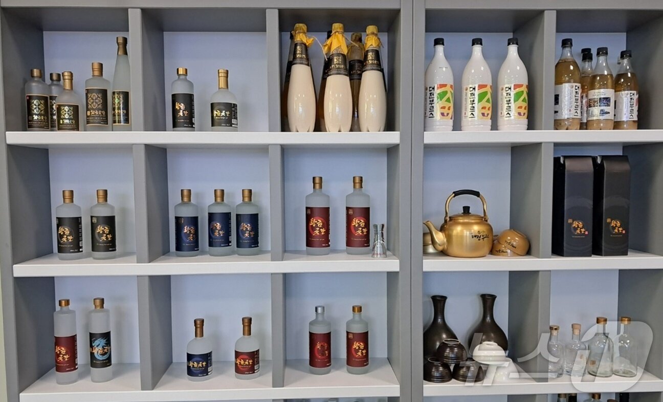 본문 이미지 - 대전부르스주조가 생산하는 제품들. 2024.6.11 /뉴스1 ⓒNews1 최일 기자