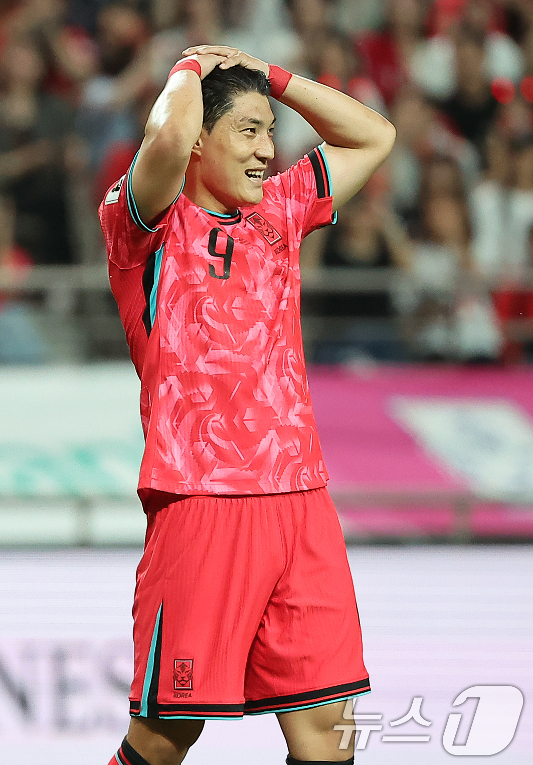 (서울=뉴스1) 김진환 기자 = 11일 오후 서울 마포구 상암동 서울월드컵경기장에서 열린 2026 북중미 월드컵 아시아 2차 예선 조별리그 C조 6차전 대한민국과 중국의 경기 후반 …