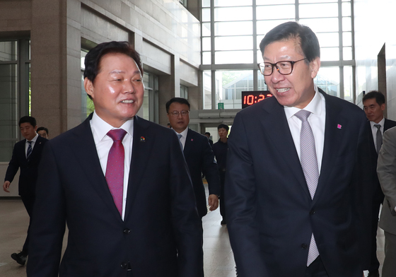 대전·충남 통합 급물살 속 부산·경남서도 행정통합 여론조사