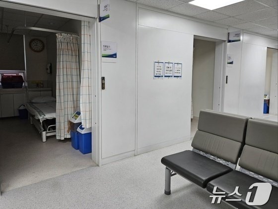 본문 이미지 - 부산대병원 재활의학과 교수 4명이 18일모두 휴진에 들어가면서 진료실이 비어 있다.2024.6.18/ 뉴스1 ⓒ News1 조아서