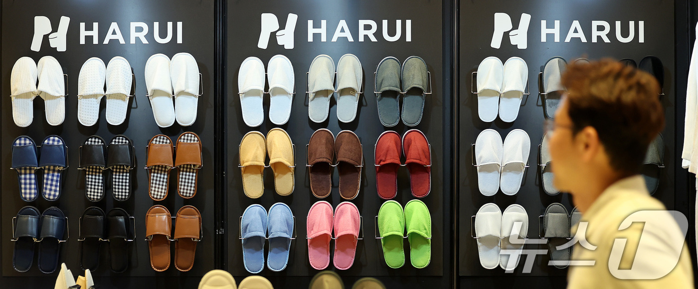 (서울=뉴스1) 박지혜 기자 = 19일 서울 강남구 코엑스에서 열린 2024 코리아호텔쇼에 다양한 호텔 관련 물품이 전시돼 있다. 2024.6.19/뉴스1