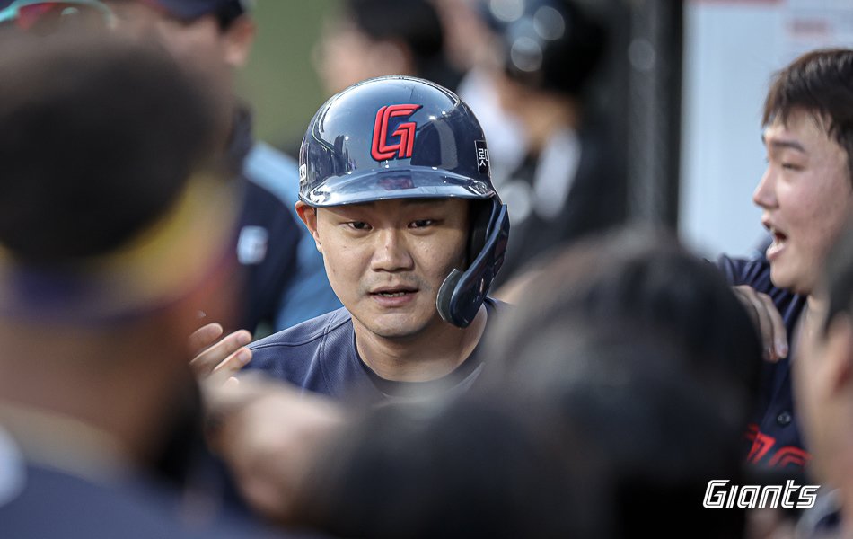 본문 이미지 - 롯데 자이언츠 손호영 (롯데 자이언츠 제공)