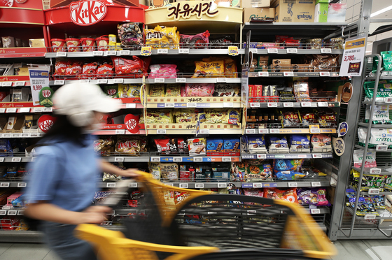 [뉴스톡톡] 김밥·햄버거보다 비싼 초콜릿…밸런타인데이도 부담
