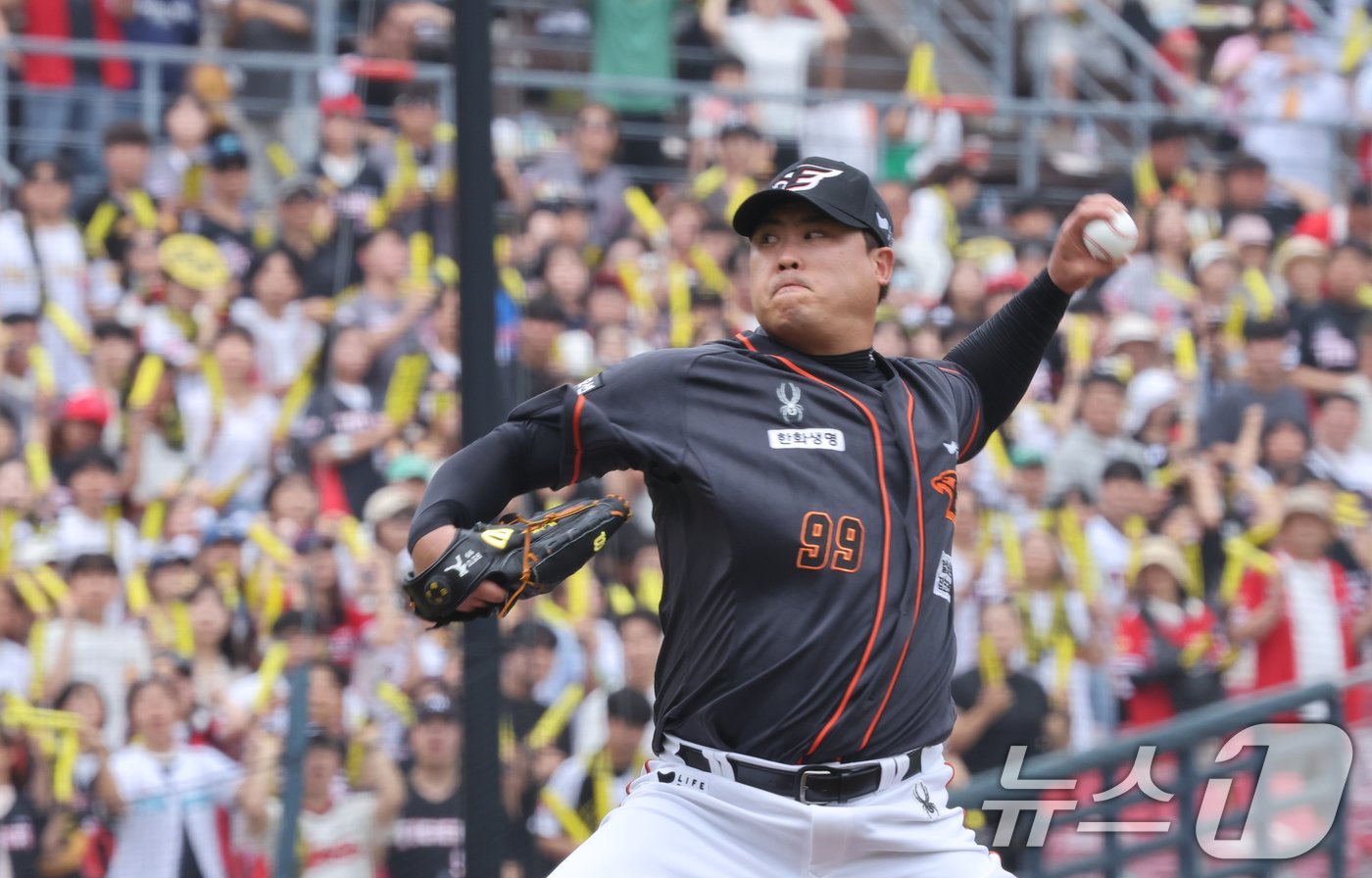 본문 이미지 - 한화 선발 류현진/뉴스1 ⓒ News1 김태성 기자