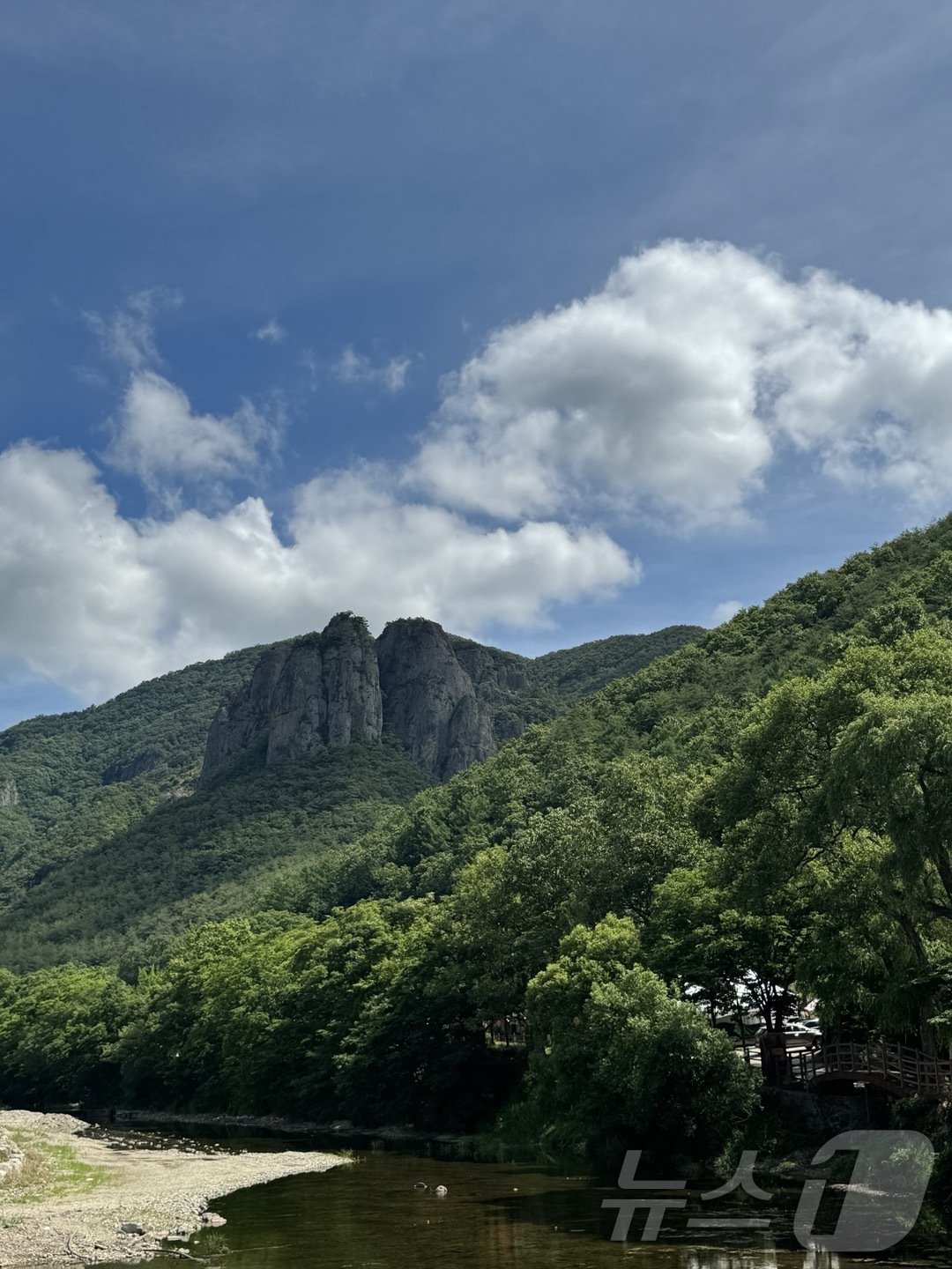 경북 청송군 주왕산국립공원의 풍경. ⓒ 뉴스1 김형준 기자