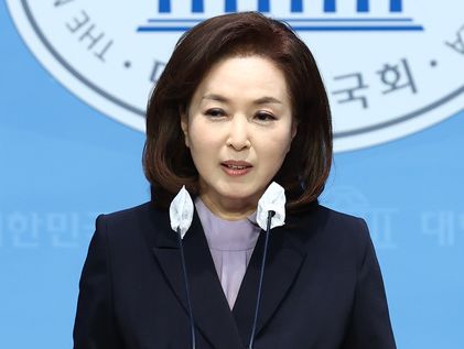 "재판 중 국회의원 권한 정지"…與 김민전, '이재명 저격법' 발의