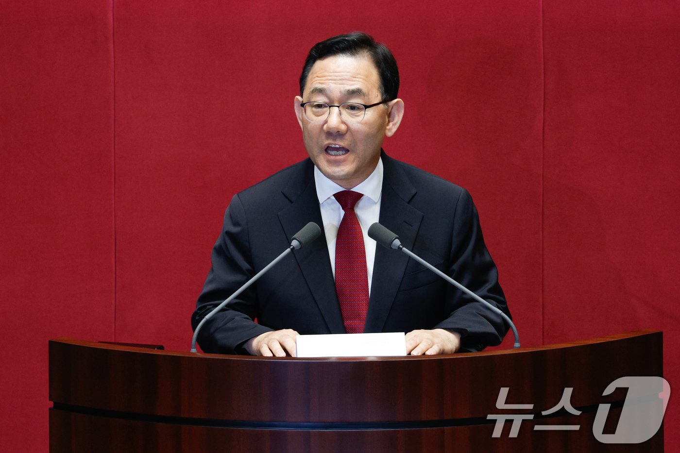 본문 이미지 - 국회 부의장에 선출된 주호영 국민의힘 의원이 27일 오후 서울 여의도 국회에서 열린 제415회국회(임시회) 제3차 본회의에서 당선 소감을 밝히고 있다. 2024.6.27/뉴스1 ⓒ News1 안은나 기자