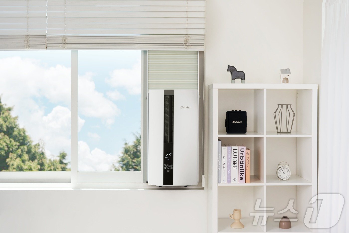 본문 이미지 - 캐리어에어컨, 2024년 &#39;뉴 울트라 플러스&#39; 창문형 에어컨&#40;캐리어에이컨 제공&#41;