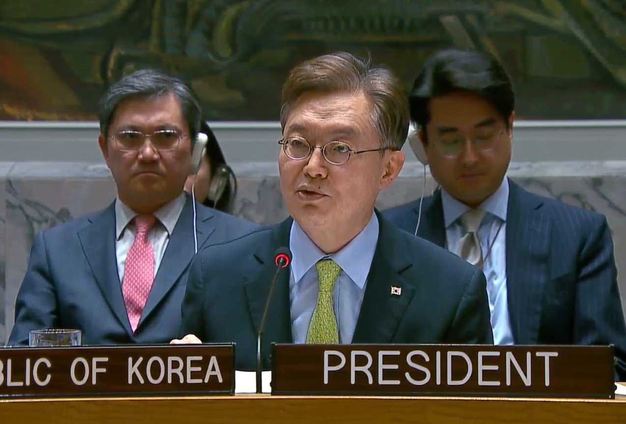 본문 이미지 - 황준국 주유엔 한국대사가 28일(현지시간) '북한/비확산' 의제로 열린 유엔 안전보장이사회 브리핑 공식회의에서 발언을 하고 있다. 사진은 유엔웹TV 캡처.