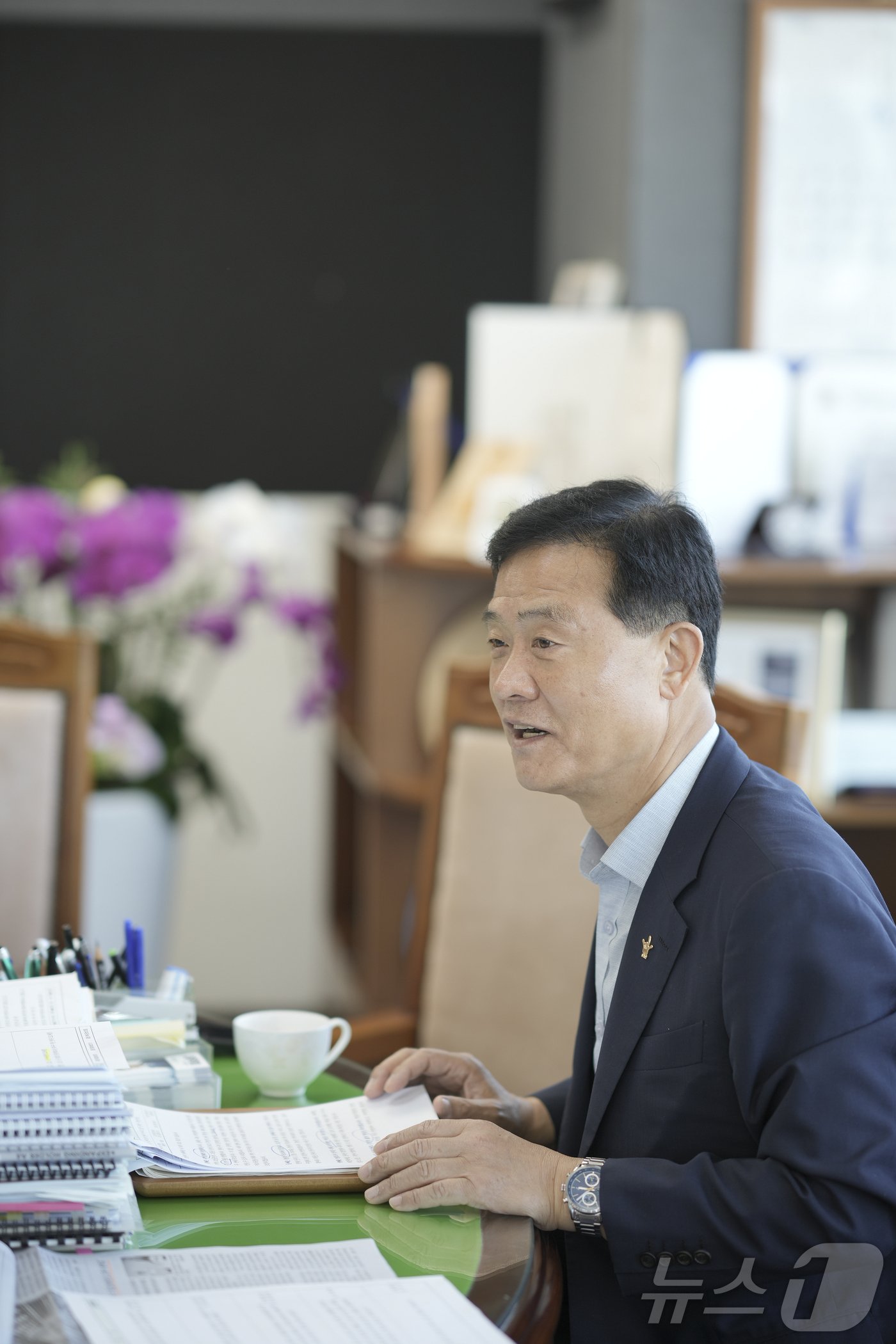 본문 이미지 - 이승로 성북구청장이 지난달 19일 집무실에서 뉴스1과 인터뷰를 하고 있다. (성북구 제공)