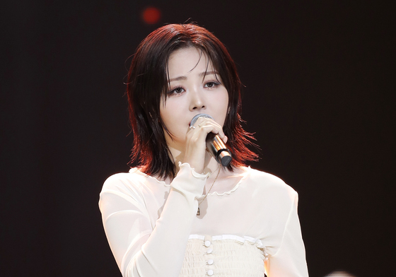 '흰' 박혜원 측, 김민석 대표 무대 등장에 "라이브 때 다양한 상황 생겨"