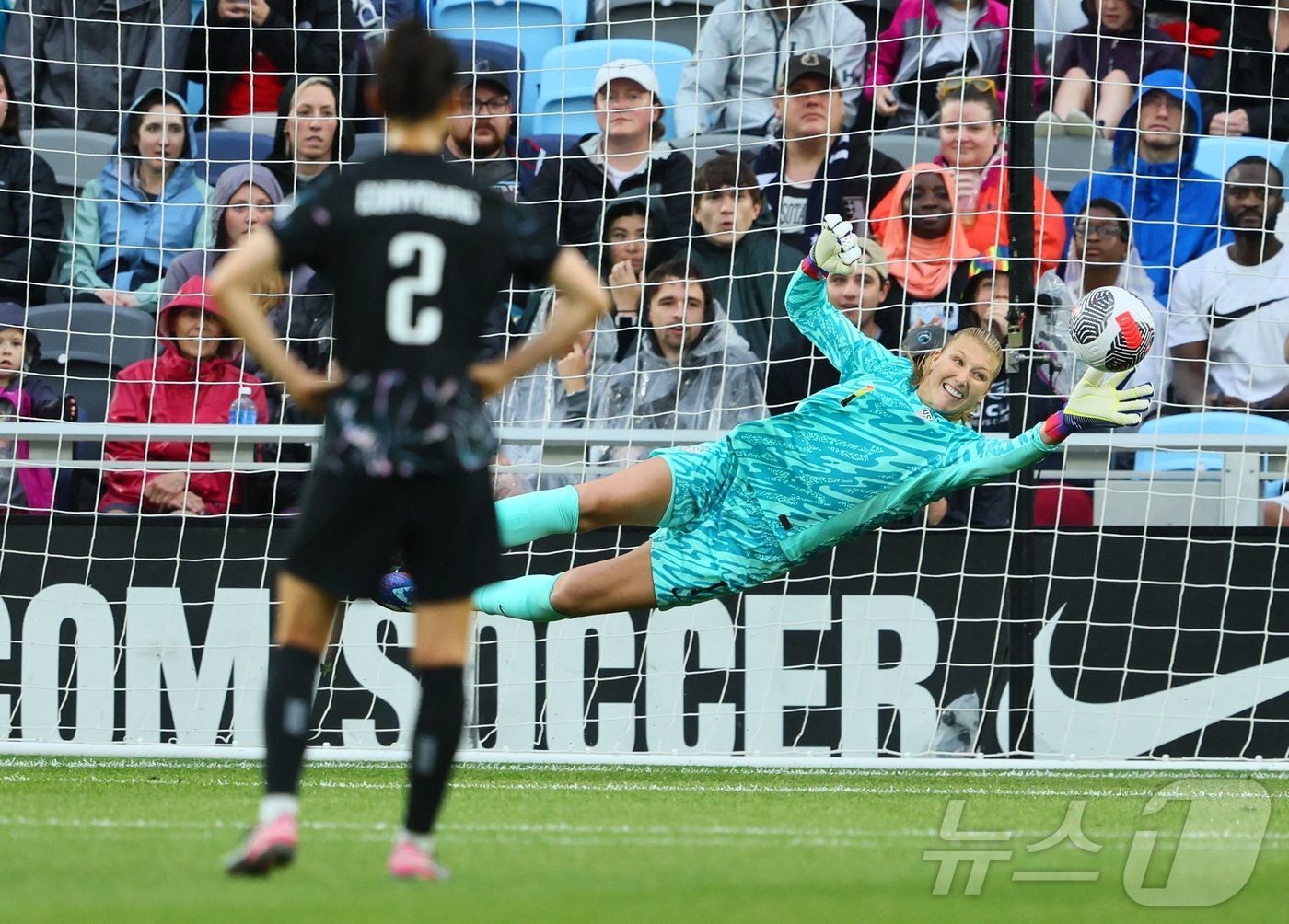 본문 이미지 - 한국 여자축구대표팀이 미국에 0-3으로 졌다. ⓒ AFP=뉴스1