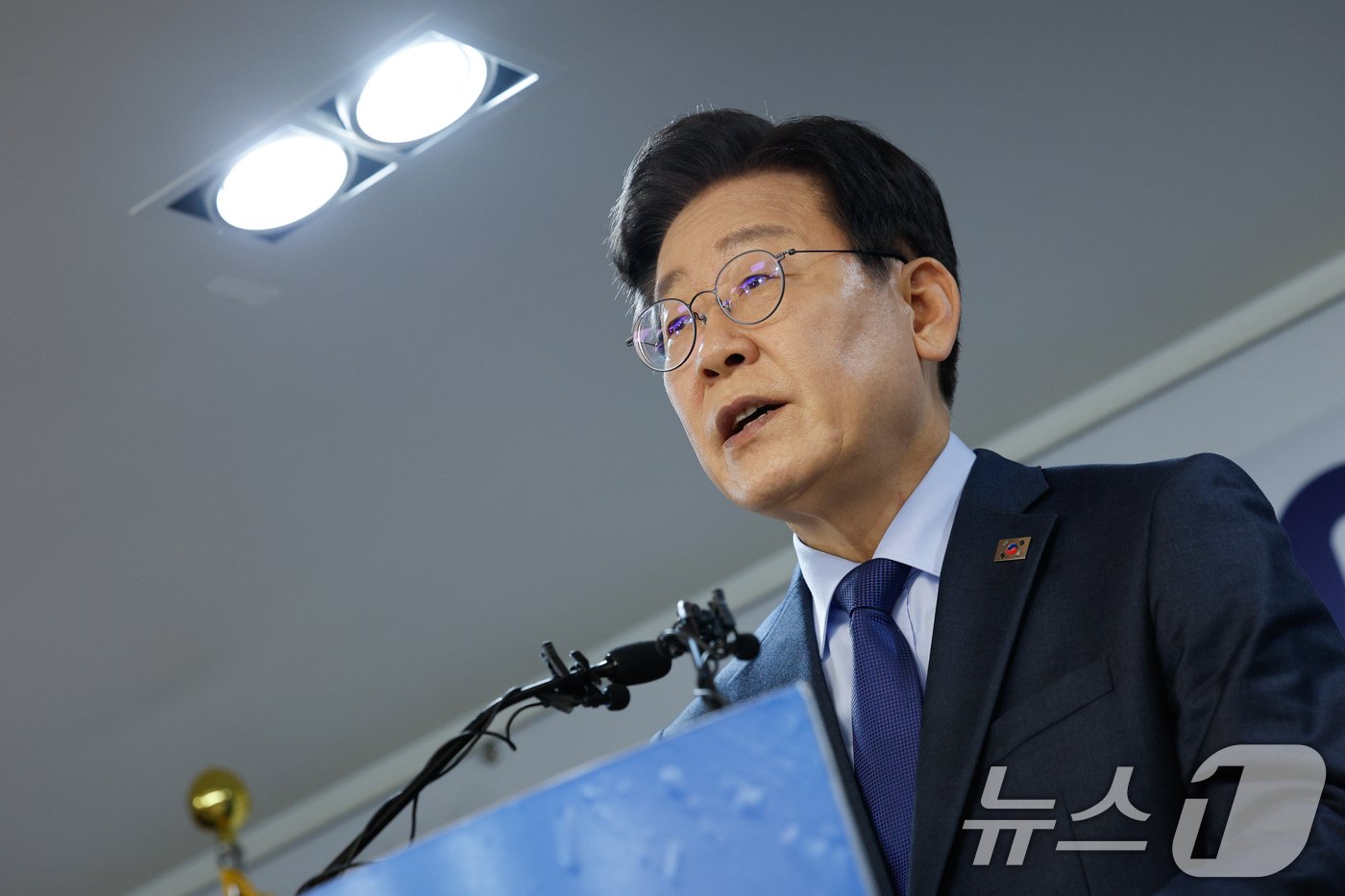 본문 이미지 - 이재명 더불어민주당 전 대표가 10일 서울 여의도 당사에서 8·18 전당대회 당 대표 출마를 선언하고 있다. 2024.7.10/뉴스1 ⓒ News1 안은나 기자