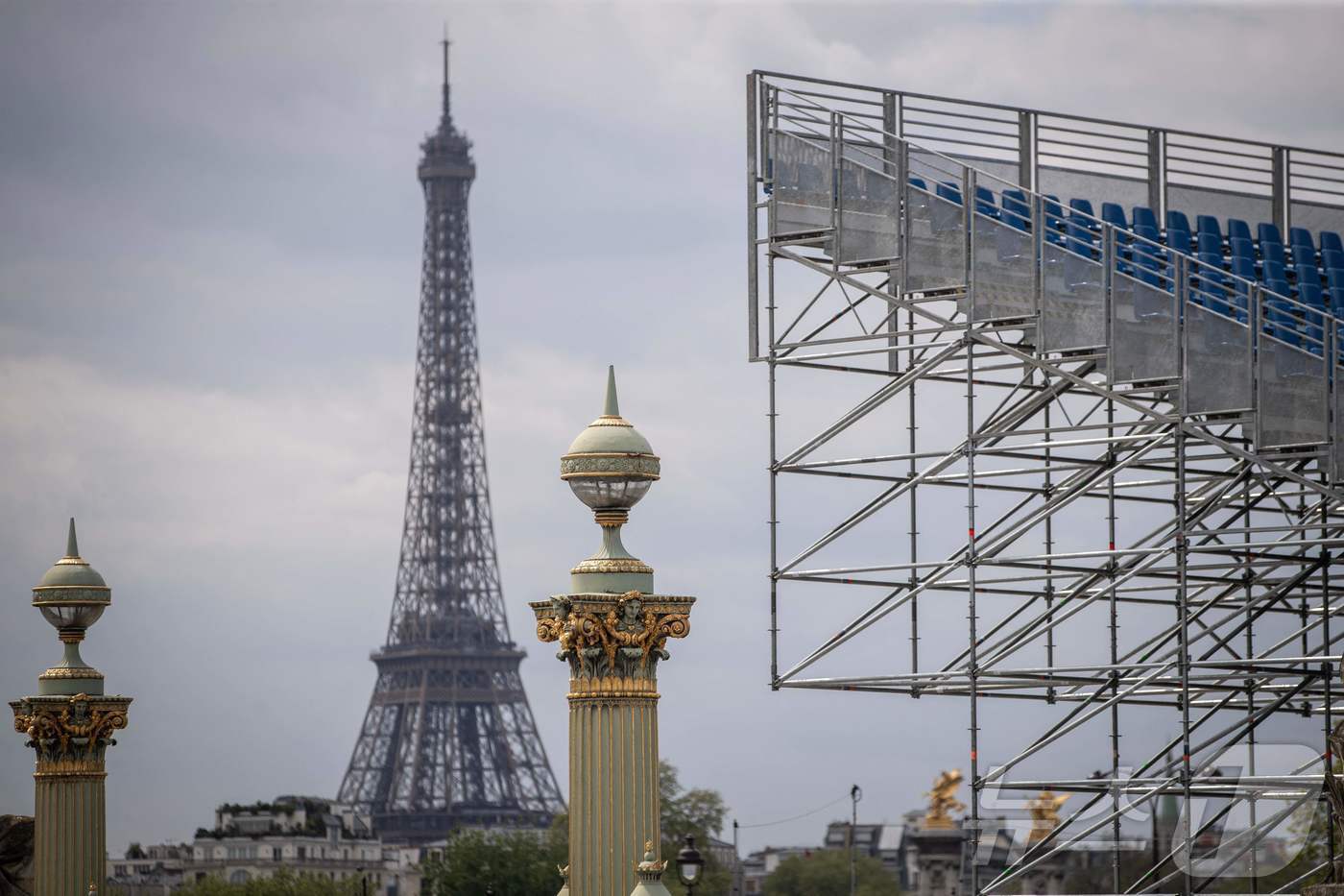 본문 이미지 - 파리 올림픽에서 브레이킹이 열릴 콩코르드 광장 특설 스타디움 ⓒ AFP=뉴스1