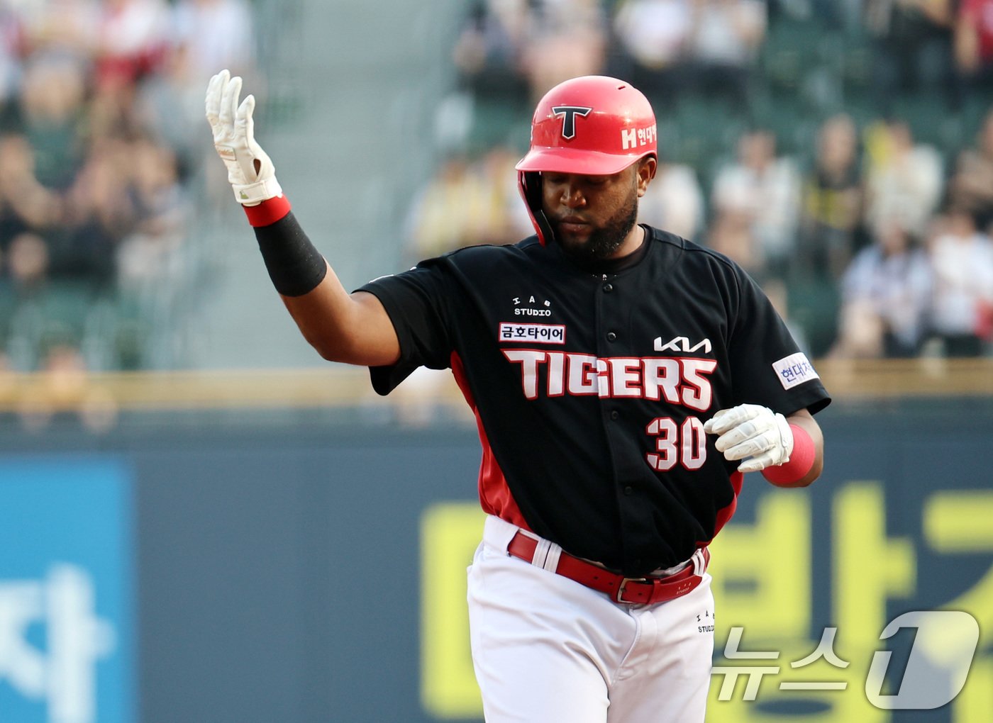 본문 이미지 - KIA 타이거즈 소크라테스 브리토. /뉴스1 DB ⓒ News1 구윤성 기자