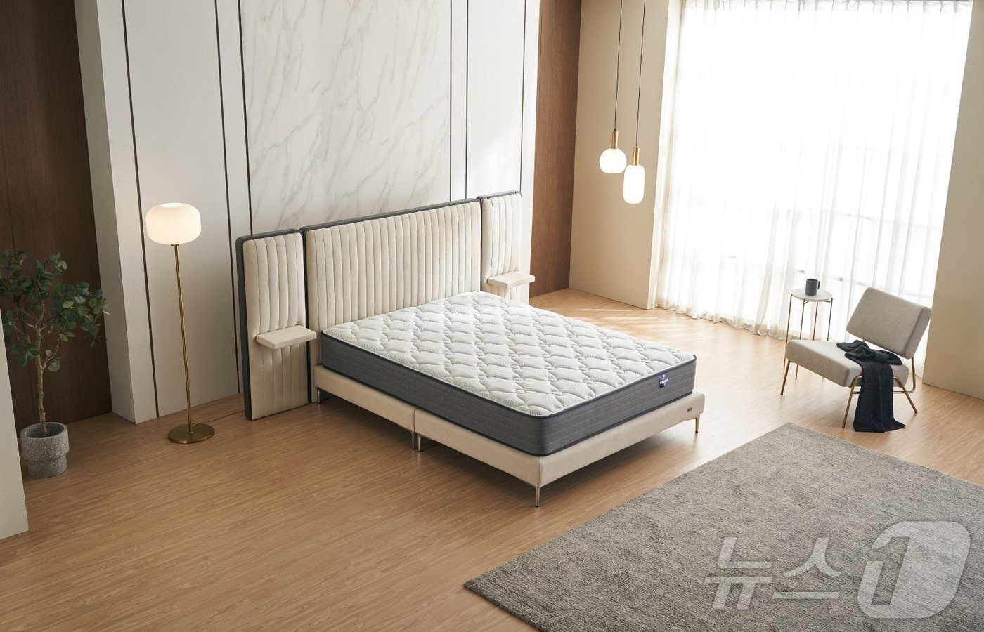 본문 이미지 - 씰리침대 에일레 다이아몬드 연출 이미지 &#40;씰리침대 제공&#41;