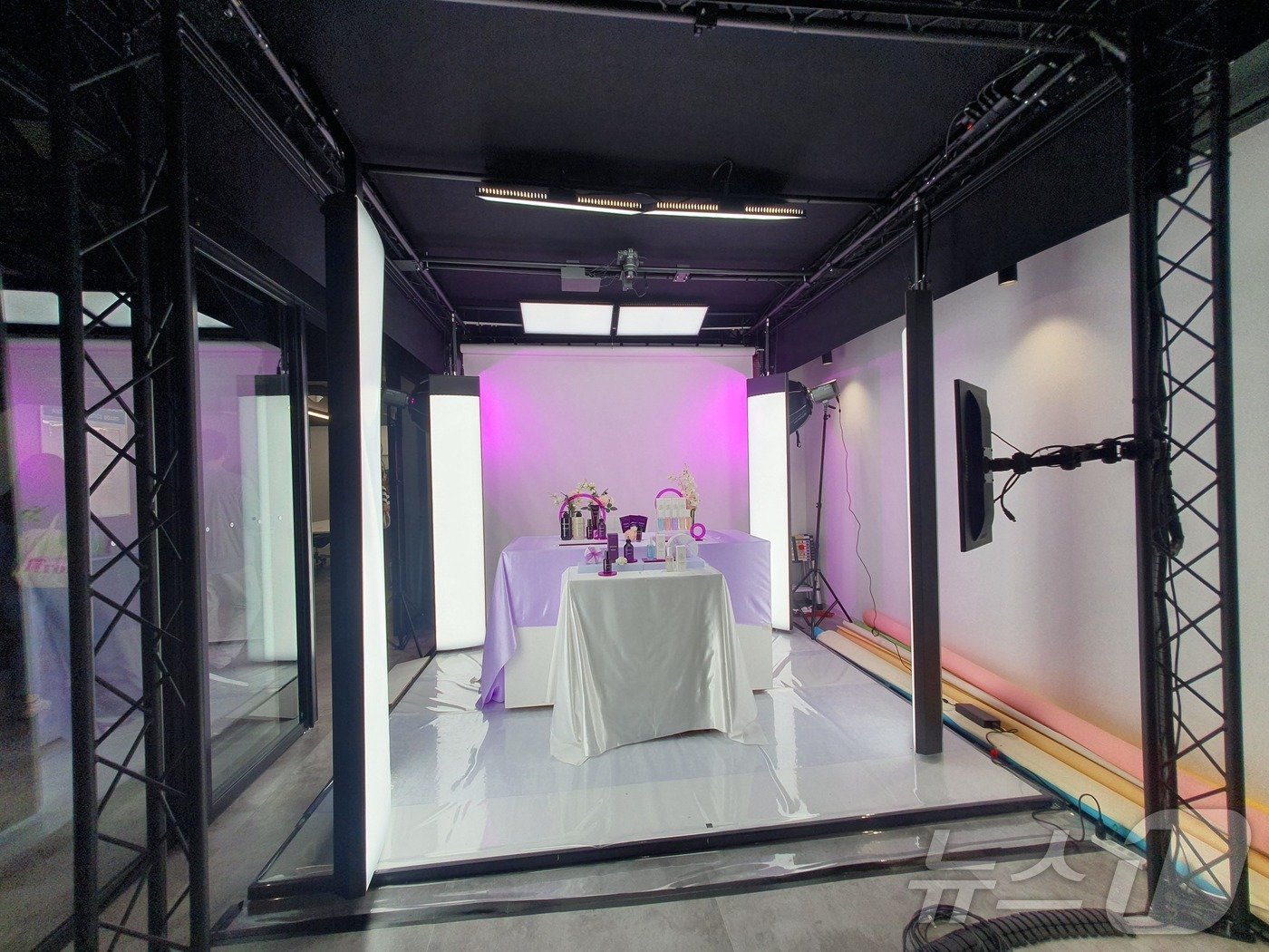 본문 이미지 - 이베이재팬은 도쿄 시부야에 '큐텐 라이브 스튜디오'를 오픈했다. 2024.7.12/뉴스1 ⓒ News1 김명신 기자