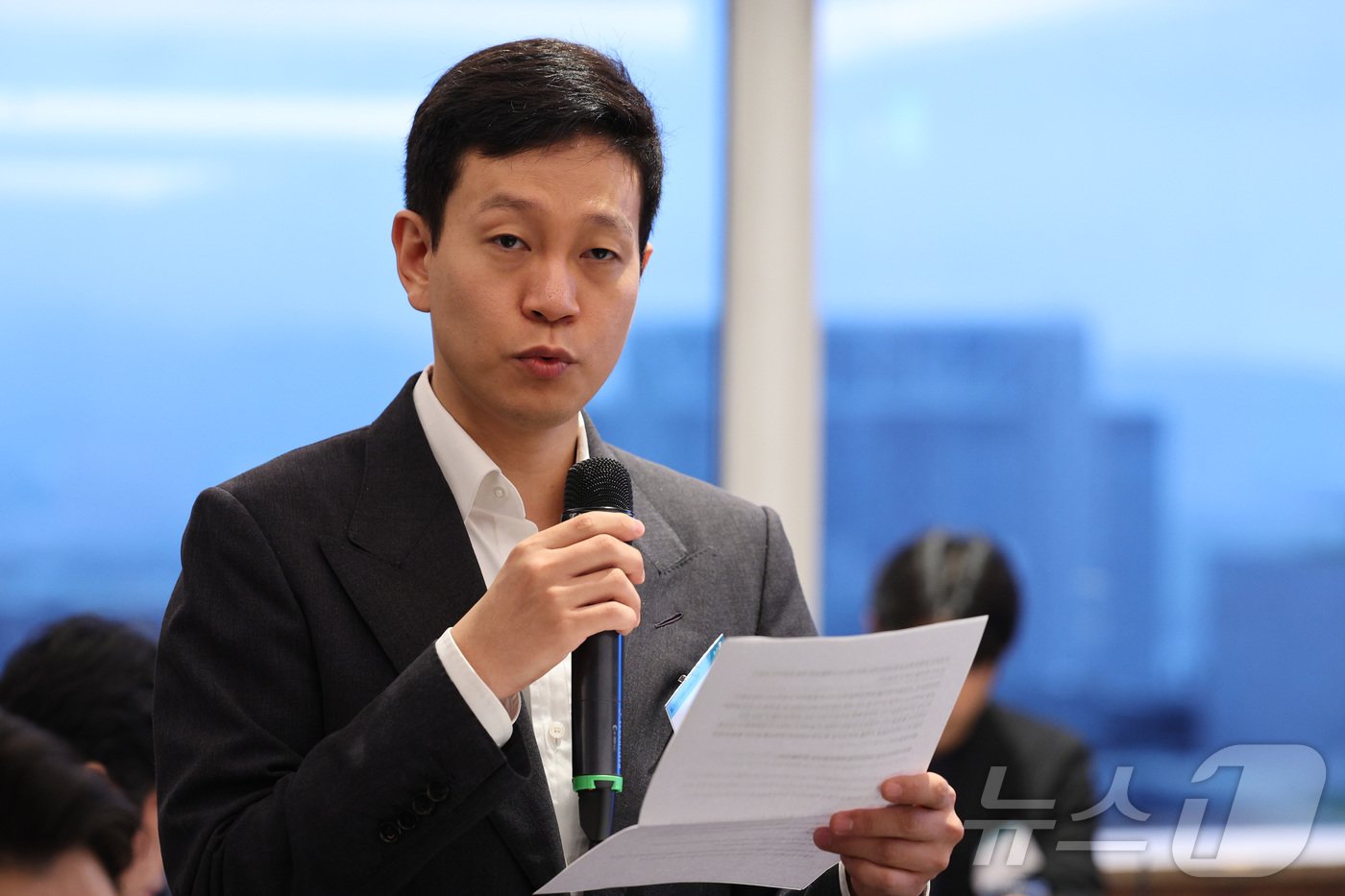 본문 이미지 - 허세영 루센트블록 대표가 17일 오전 서울 중구 롯데호텔에서 열린 제6회 뉴스1 블록체인 리더스클럽에서 자유 발표를 하고 있다. 2024.7.17/뉴스1 ⓒ News1 신웅수 기자