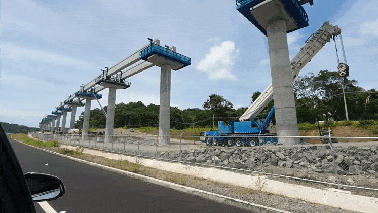 본문 이미지 - 현대건설이 건설 중인 파나마 메트로 3호선 현장에 설치된 '콘크리트 궤도 빔' 모습.2024.7.1/뉴스1 ⓒ News1 조용훈 기자