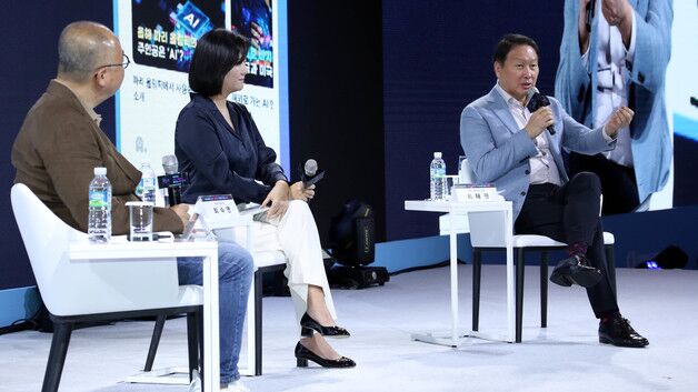 "AI 공장장, 두달치 작업을 30분만에"…최태원·정신아 참석 AI 토크쇼