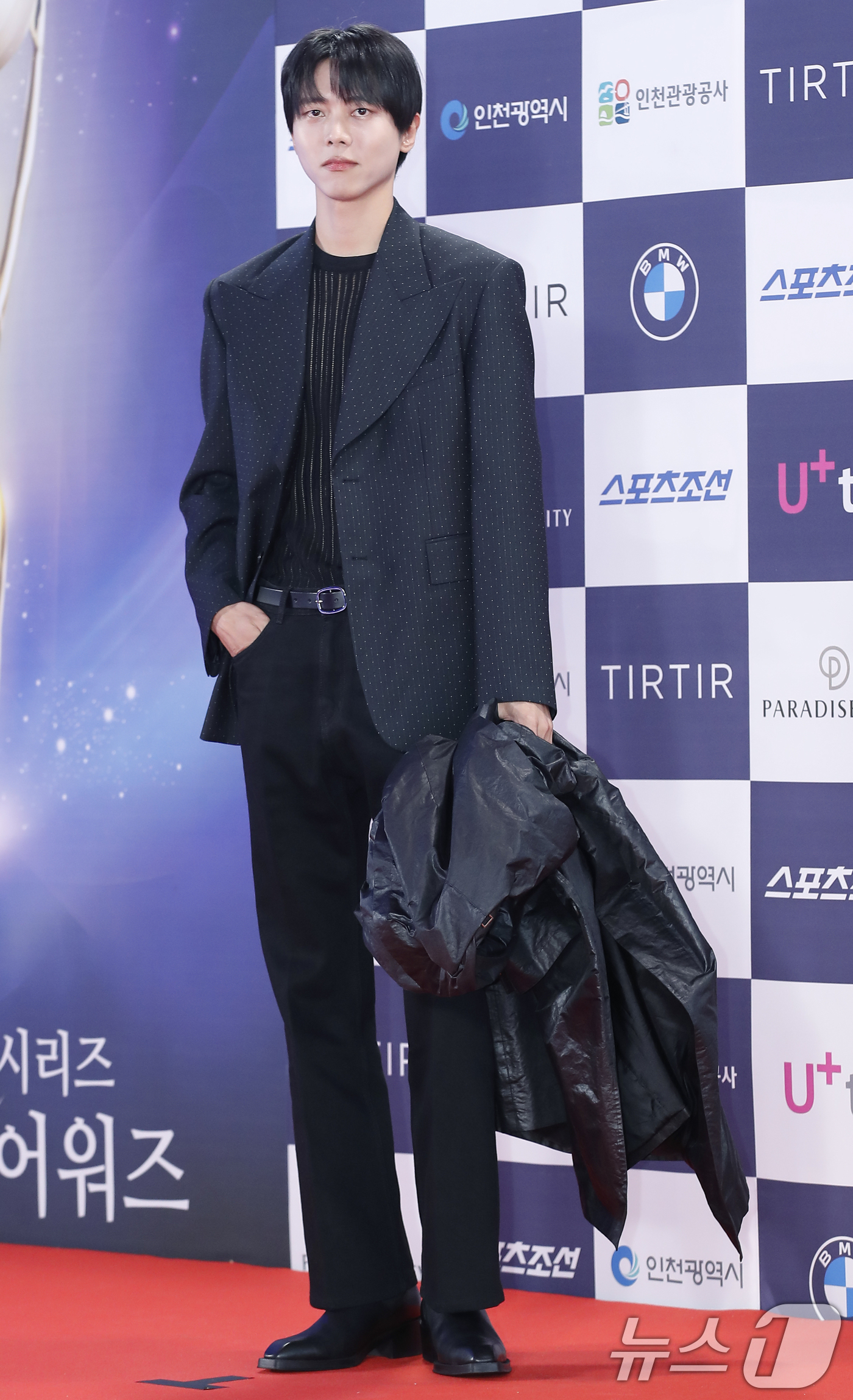(인천=뉴스1) 권현진 기자 = 방송인 주우재가 19일 인천 중구 파라다이스 시티에서 열린 ‘제3회 청룡시리즈어워즈(Blud Dragon Series Awards, 이하 BSA)’ …