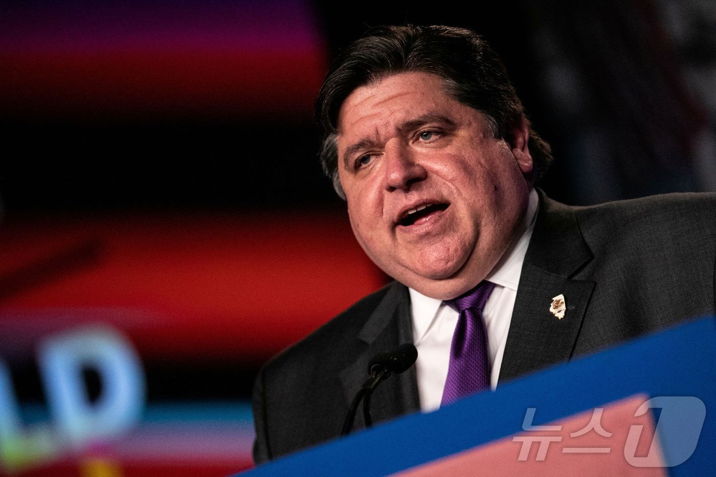 본문 이미지 - JB 프리츠커 일리노이 주지사 ⓒ 로이터=뉴스1 ⓒ News1 류정민 기자