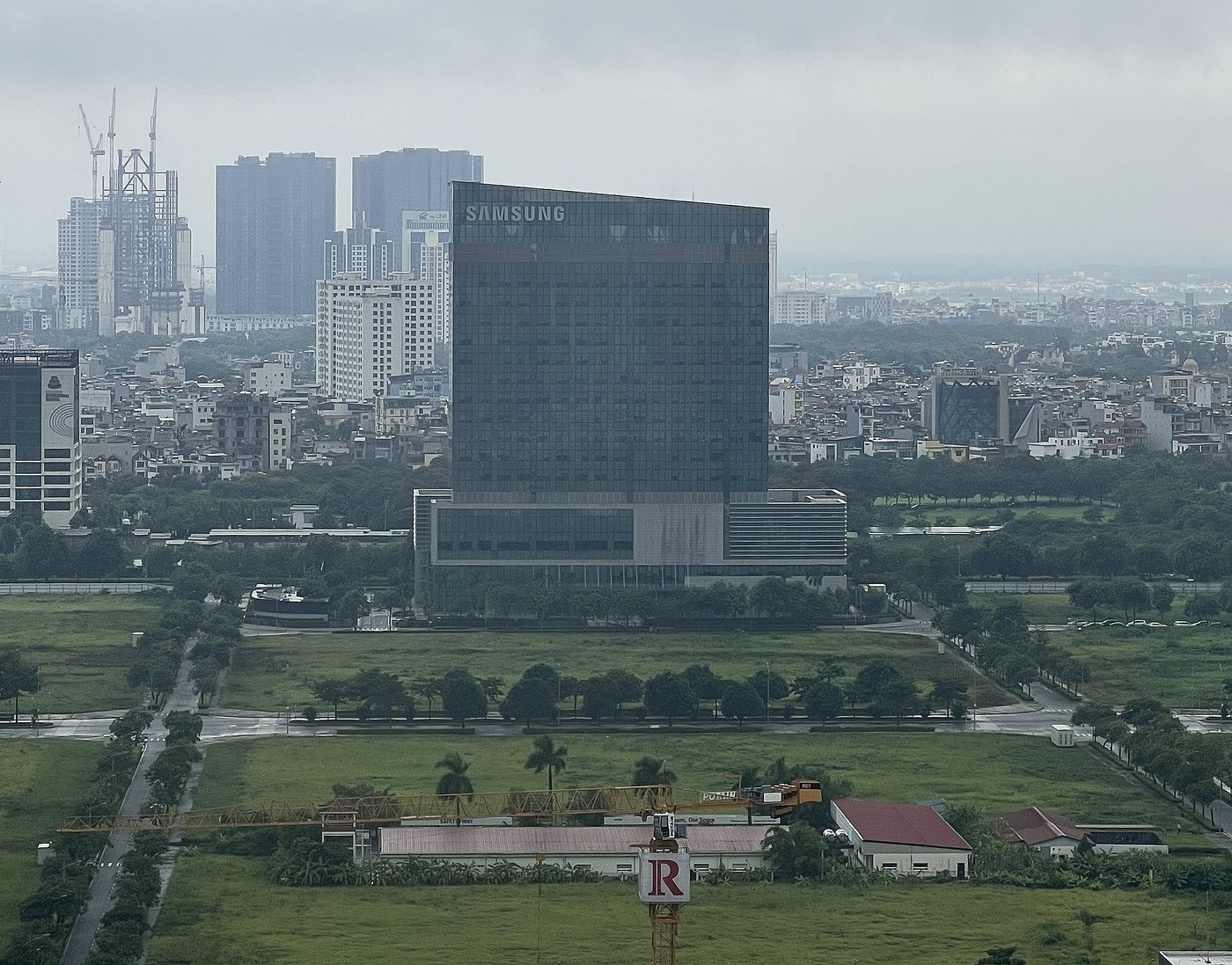 본문 이미지 -  베트남 하노이 스타레이크시티 내 삼성전자 연구개발(R&D)센터. /베트남 공동 취재단 제공 