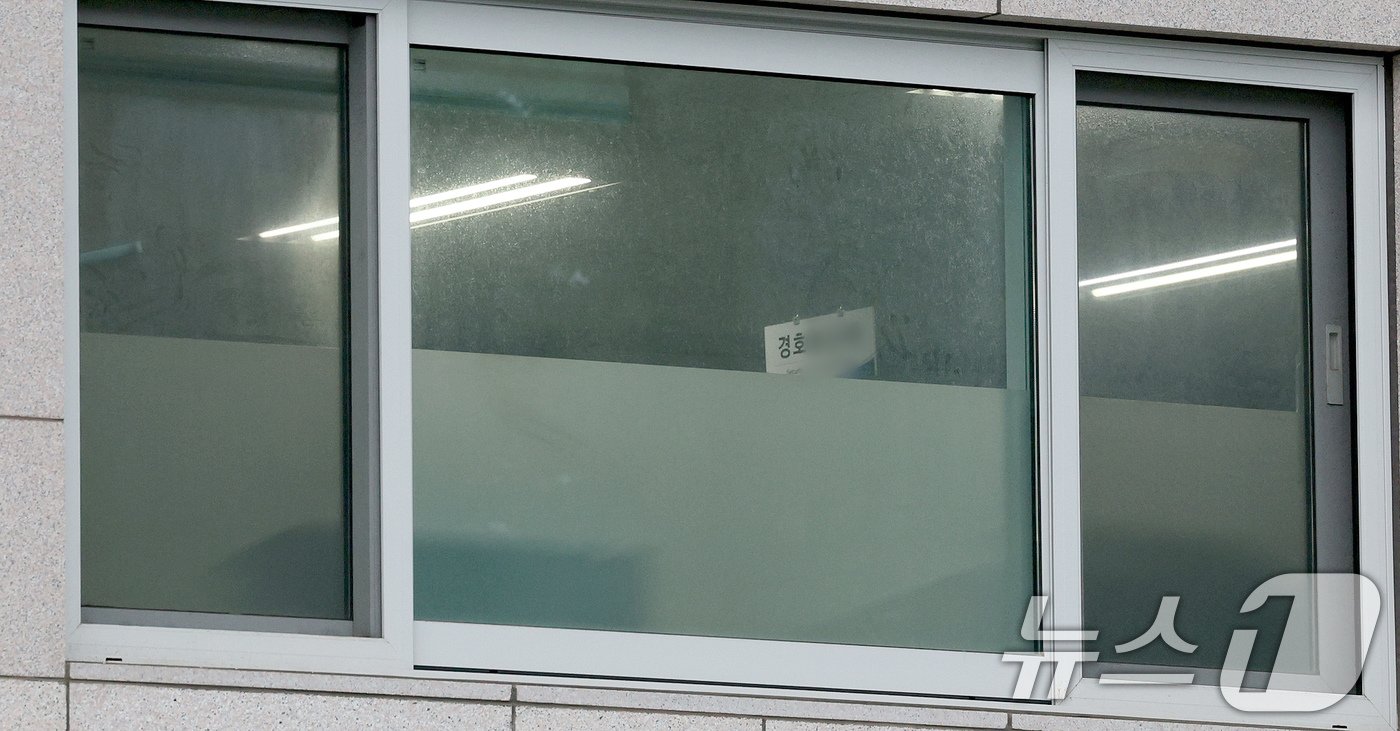 본문 이미지 - 22일 오전 서울 종로구에 위치한 대통령경호처 부속청사의 모습.  2024.7.22/뉴스1 ⓒ News1 장수영 기자