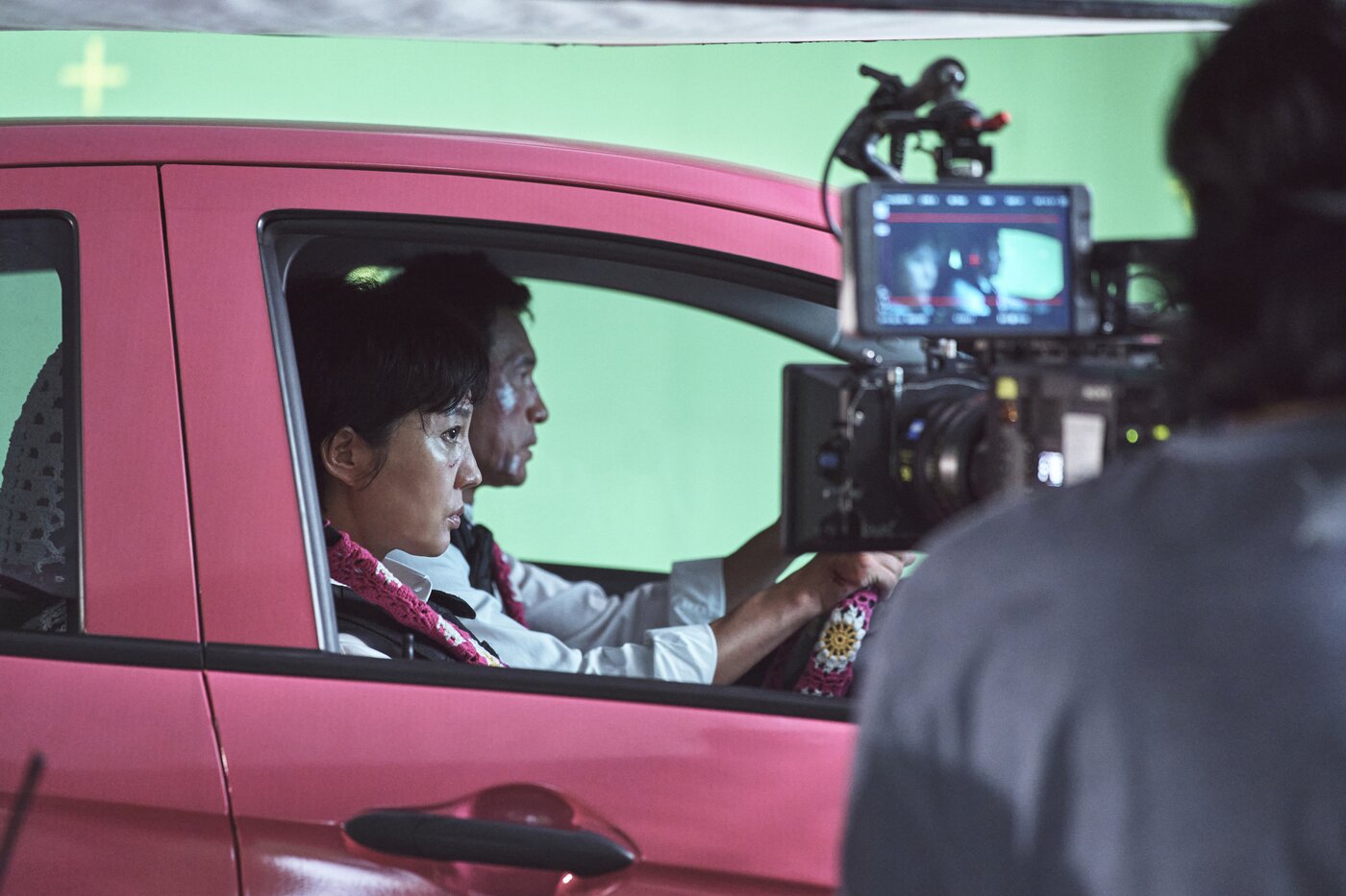 본문 이미지 - &#39;크로스&#39; 보도스틸